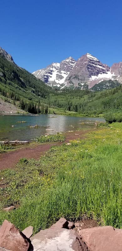 Maroon Lake Trailhead - Image 2