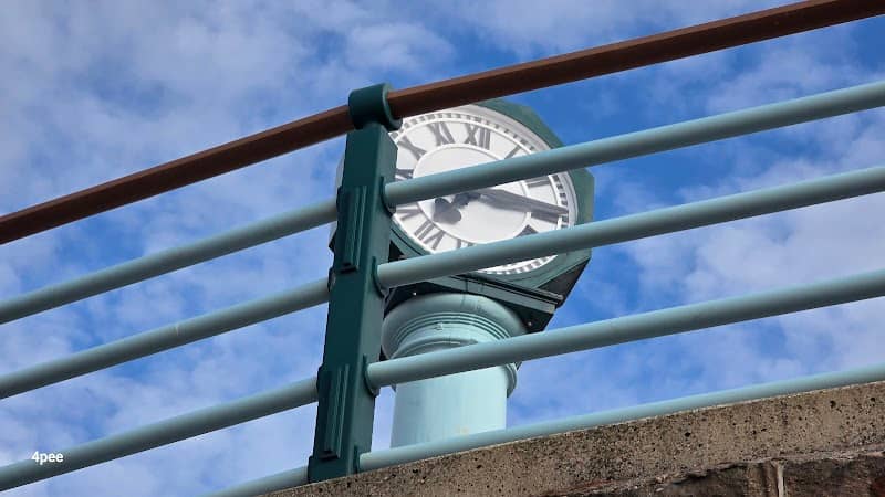 Grant's Clock - Image 1