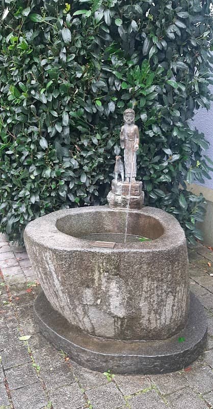 Trinkwasser Brunnen - Image 1