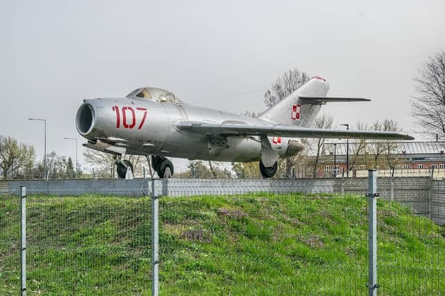 Pomnik Lotników - Image 1