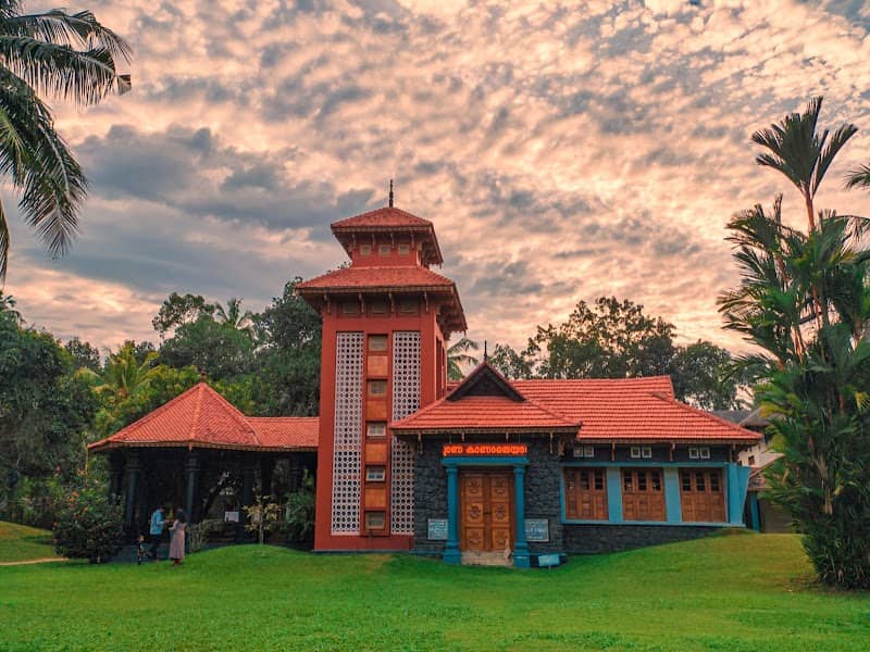 Kumaranasan Memorial Thonnakkal, Trivandrum - Image 2