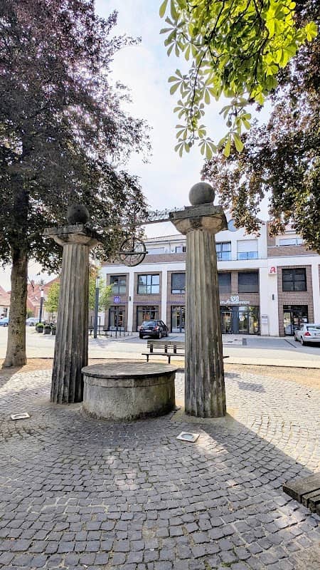 Amtsbrunnen - Image 1