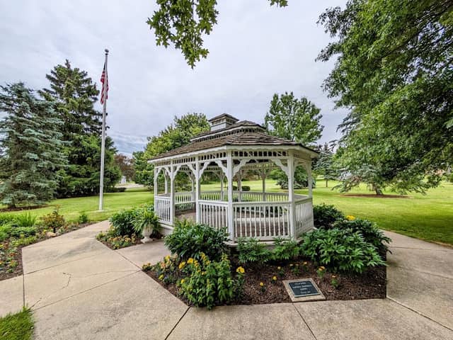 Memorial Park - Image 1