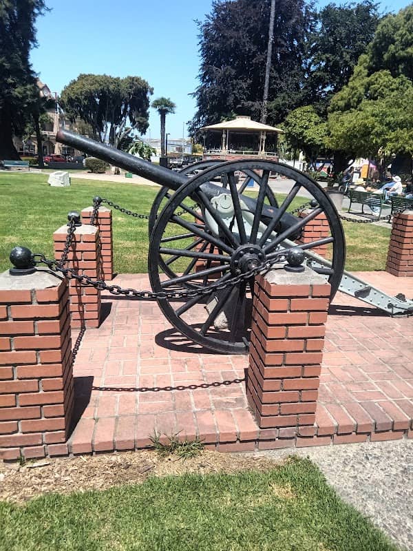 Watsonville City Plaza - Image 2