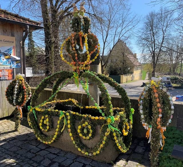 Dorfbrunnen - Image 1