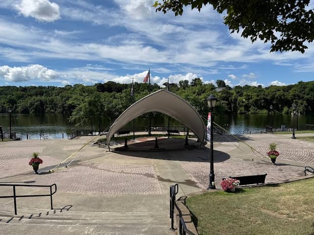 Riverlink Park - Image 1