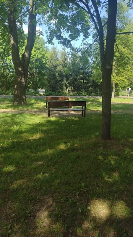 Park osiedle - Image 1