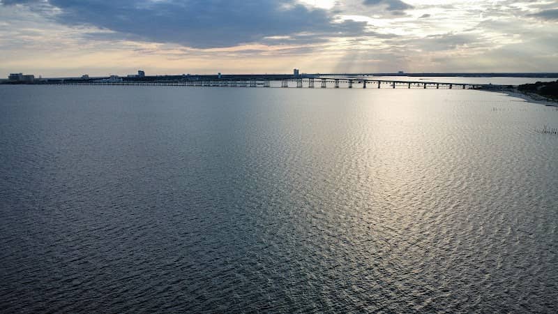 Milo's Point - Image 1