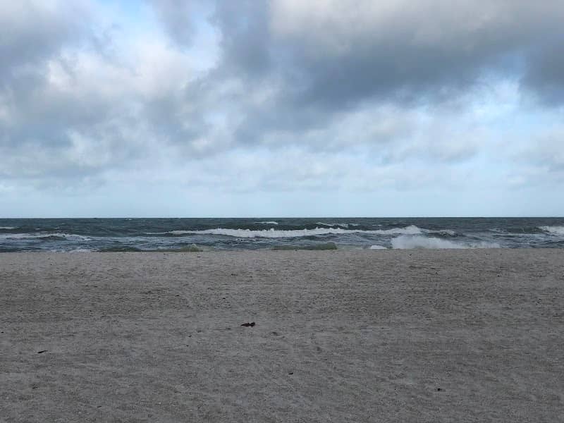 49th Street Public Beach Access - Image 2
