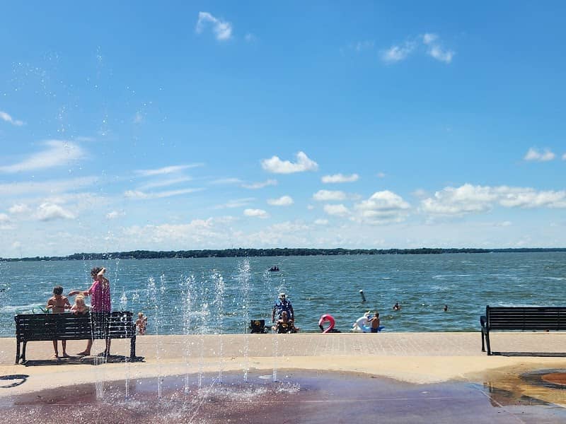 The Seawall - Image 2