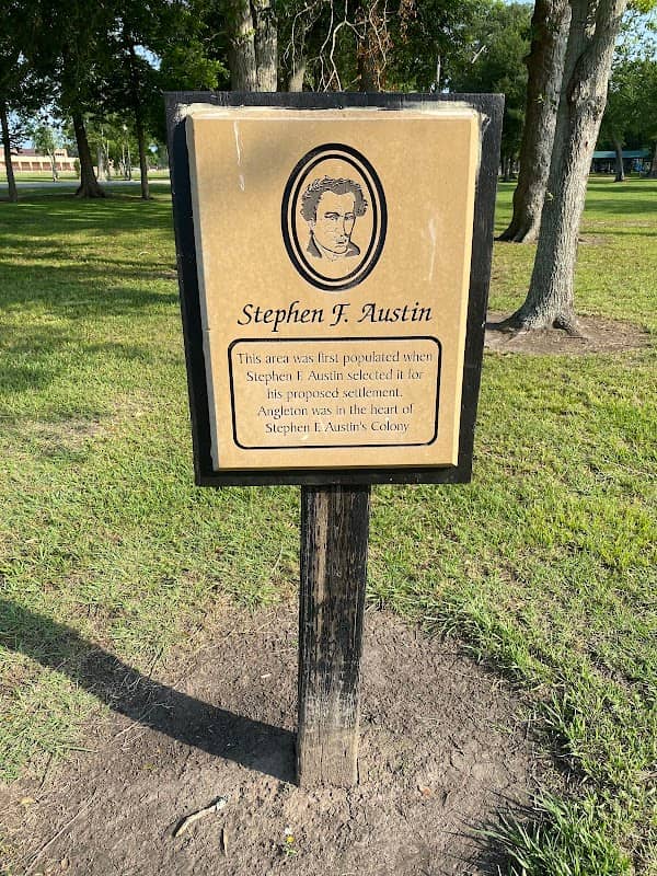 Angleton Bates Park - Image 1