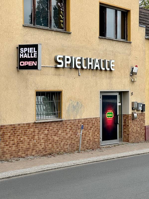 Spielhalle - Image 1