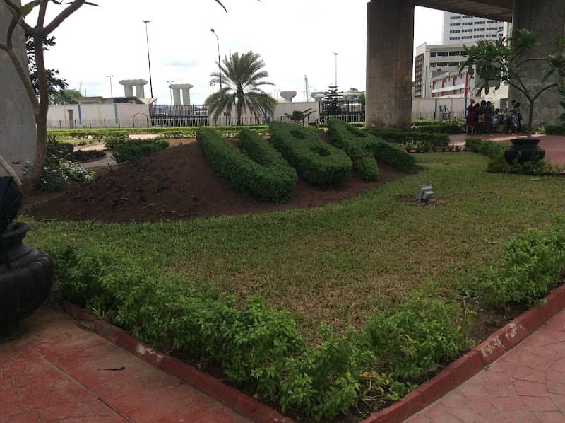 Apongbon Bridge Park - Image 1