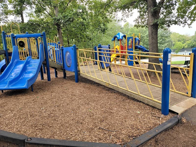 Stonewall Park - Image 1
