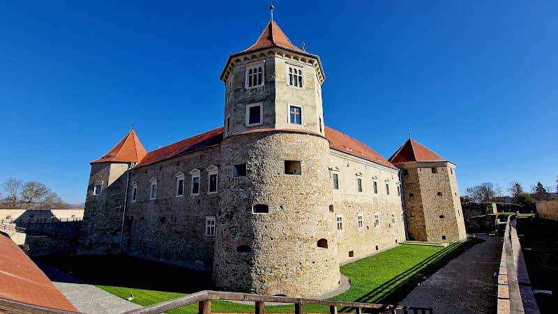 Red Tower - Image 1