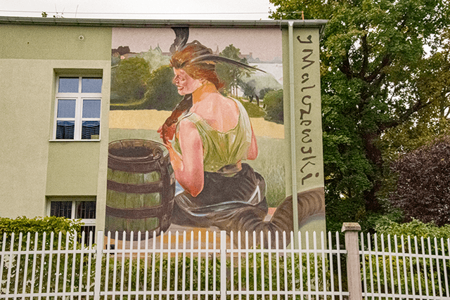 Mural Jacka Malczewskiego "Zatruta studnia z chimerą" - Image 2