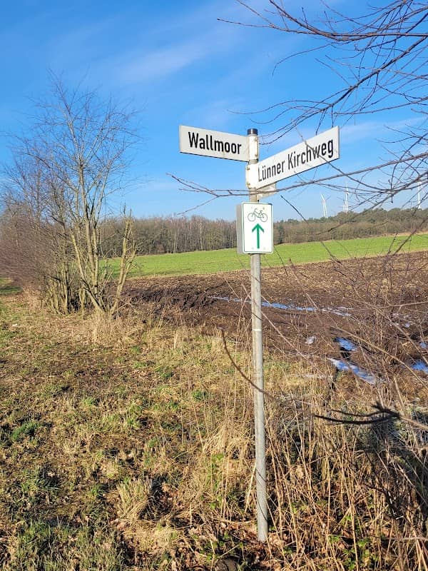 Lünner Kirchweg - Image 1