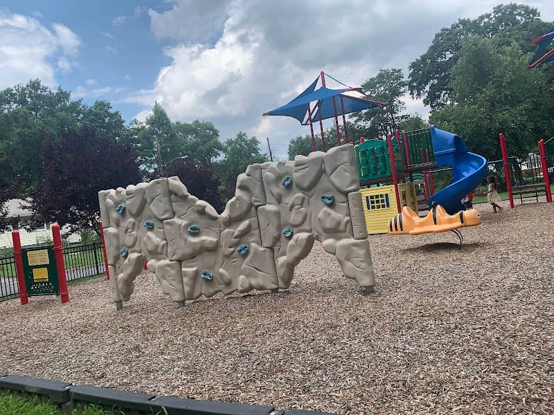 Pop's Park - Image 1