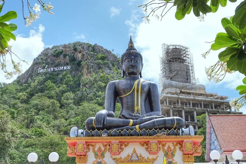 Wat Tham Khao Laem - Image 1