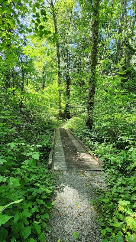Eaglemont - Beaver Pond Trail Head - Image 1