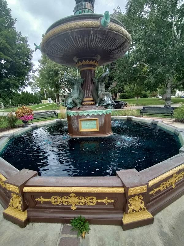 Birge Fountain - Image 2