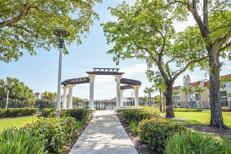 Lakeside Park - Image 2