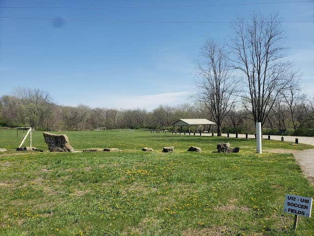 Grafton Memorial Park - Image 2