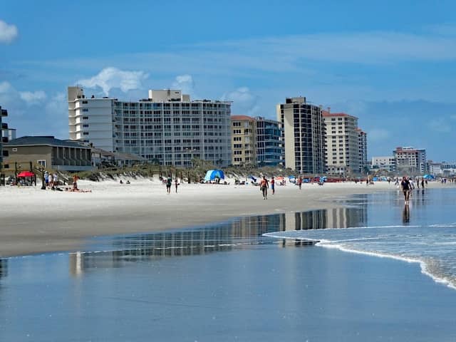 25th Avenue Public Beach Access - Image 1
