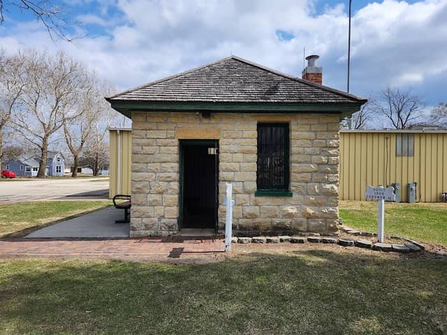 Two Cell Jail - Image 1