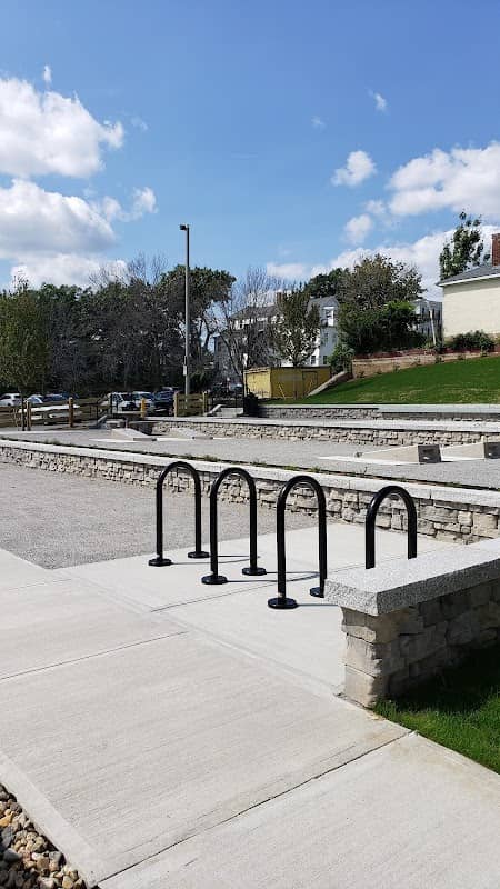 Maki Park - Image 1