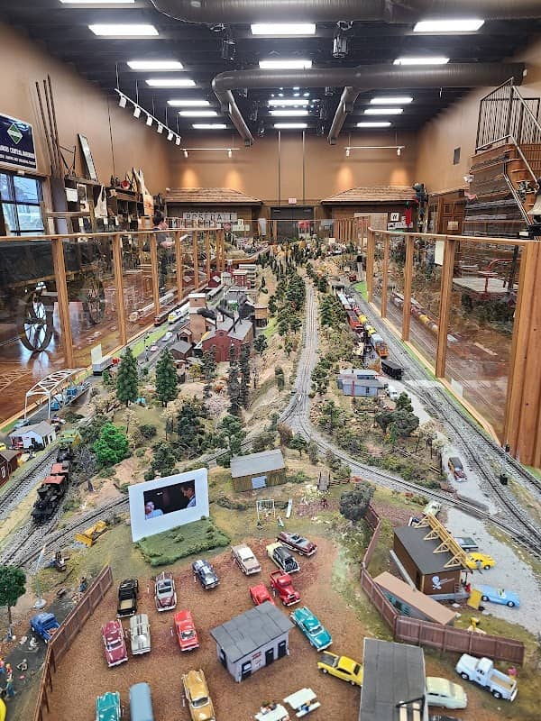 Martin & Sue King Railroad Museum - Image 2