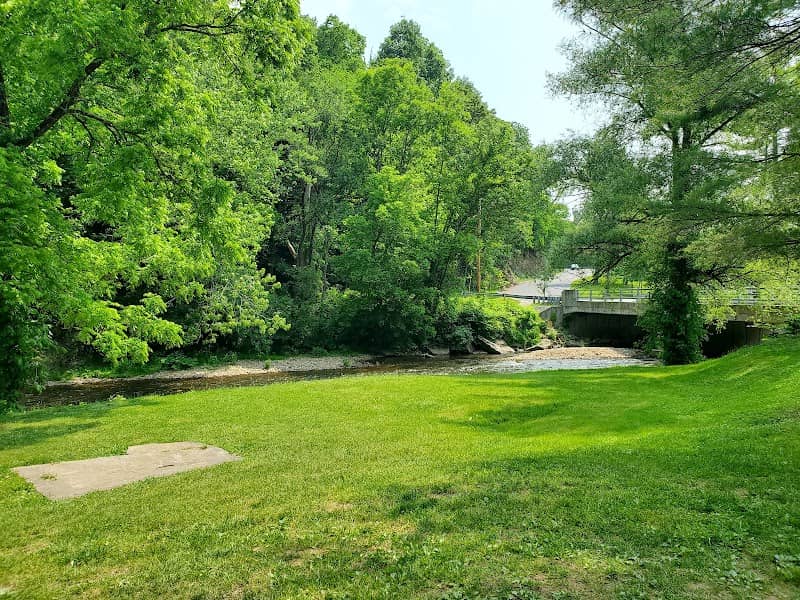 Riverbend Shelter - Image 2