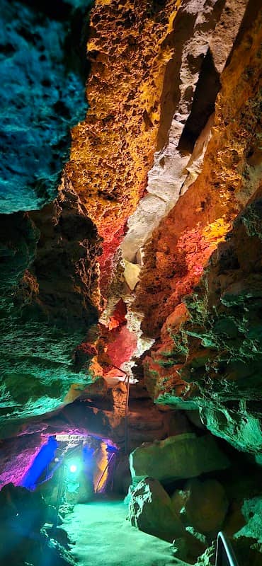 Wonder World Cave & Adventure Park - Image 1