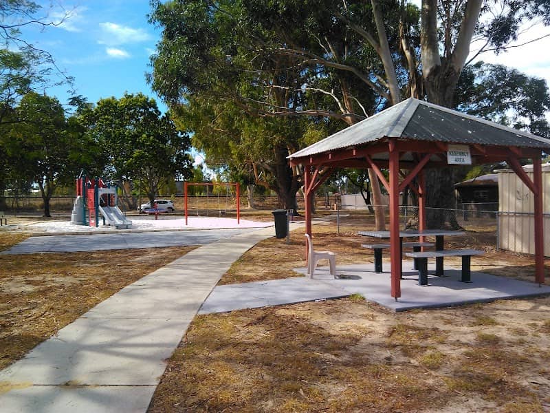 Old Bellevue Station Park - Image 2