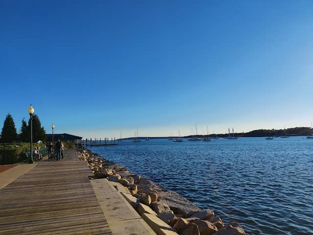 Independence Park - Image 2