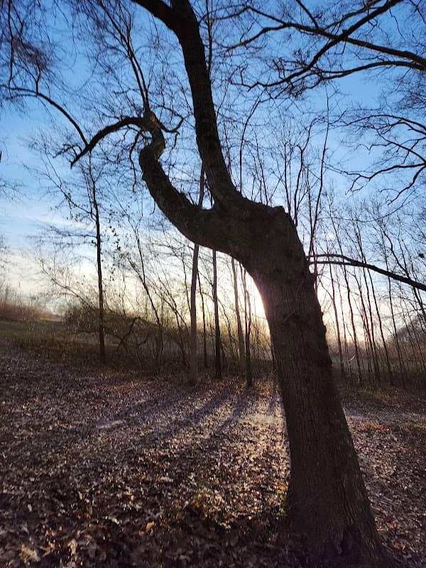 Hobbs Farm Trailhead - Image 1