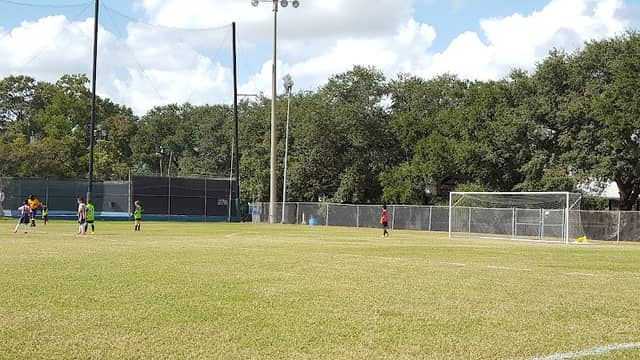 Feld Park - Image 1