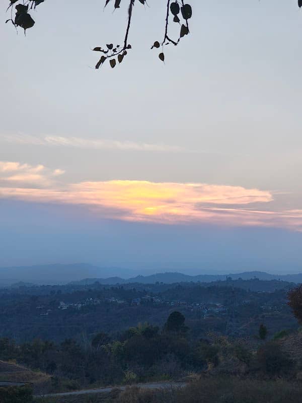 Sunset Point Gari - Image 1