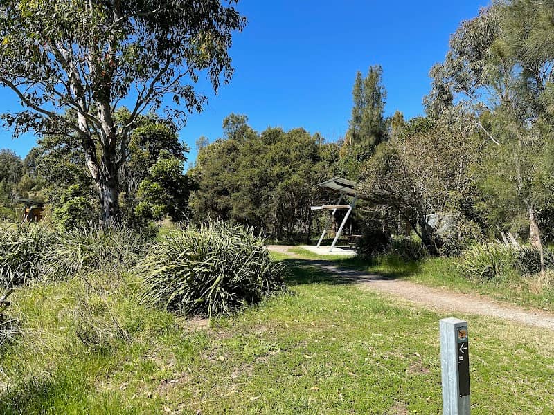 Riverside Park - Image 2