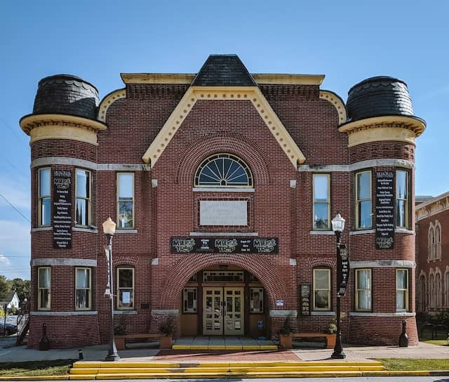 Memorial Opera House - Image 2
