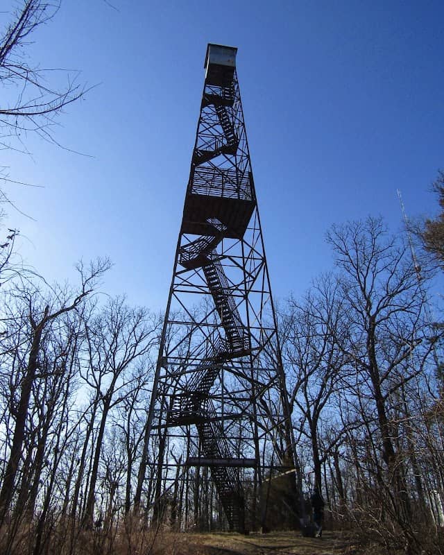 Knob Lick Fire Watchtower - Image 2