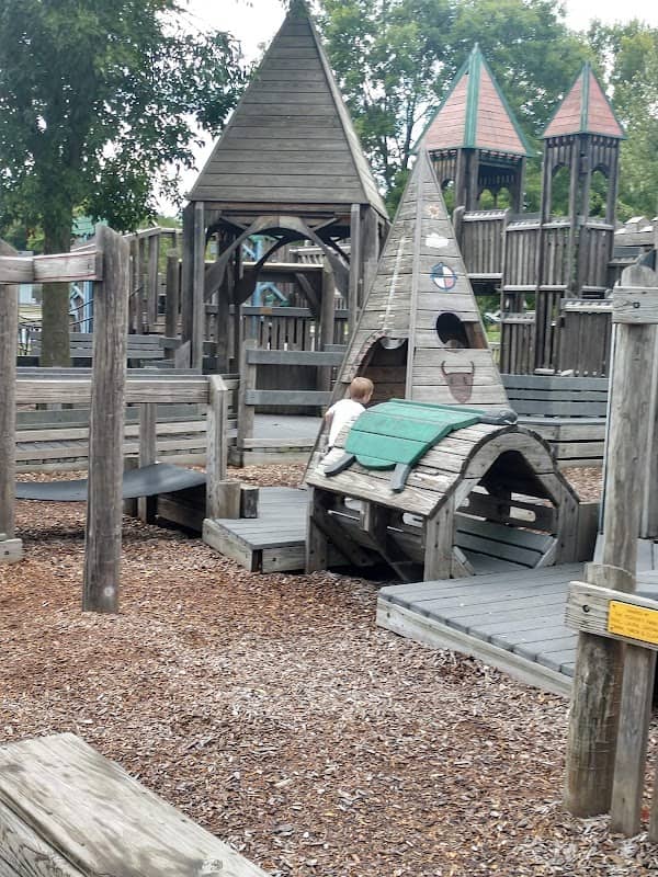 Riverfront Park - Image 2