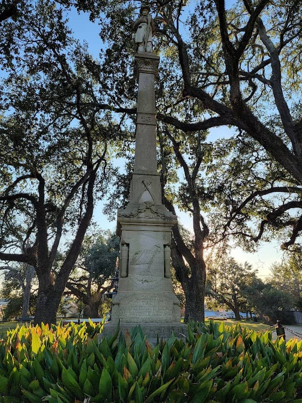 Natchez Memorial Park - Image 1