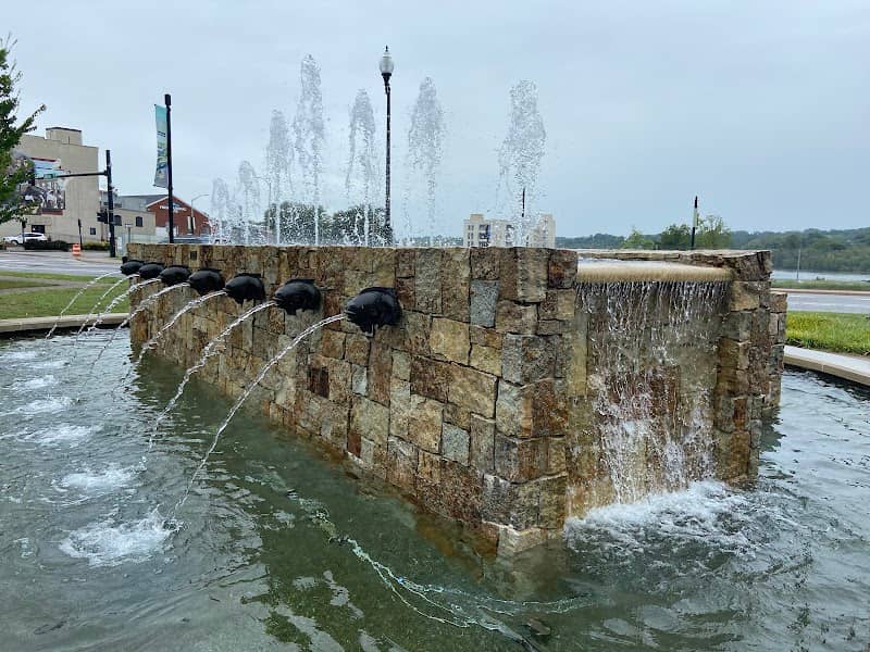 JTI Fountain - Image 3