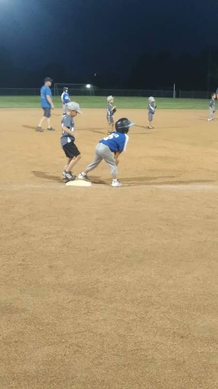 Dutzow Ball Park - Image 1