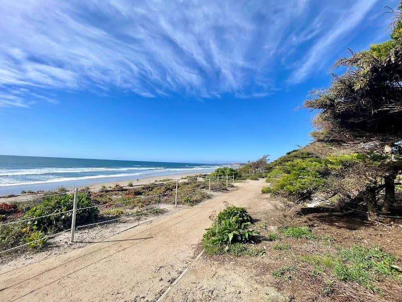 Sea Cliff Park - Image 2
