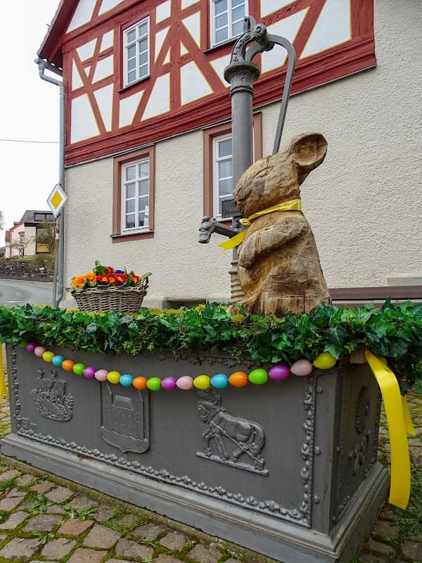 Brunnen am alten Rathaus - Image 1