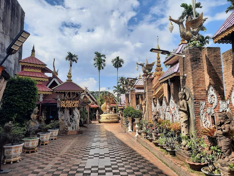 Oub Kham Museum - Image 1
