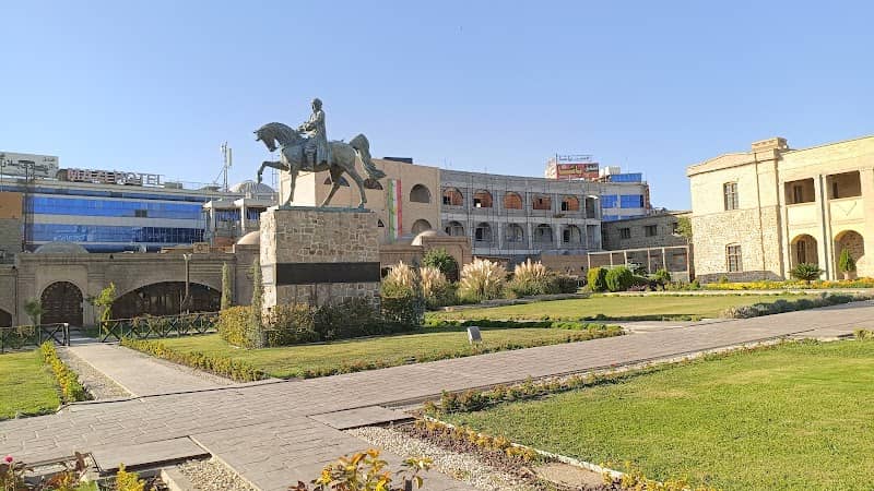 Bazar Center Downtown - Image 2