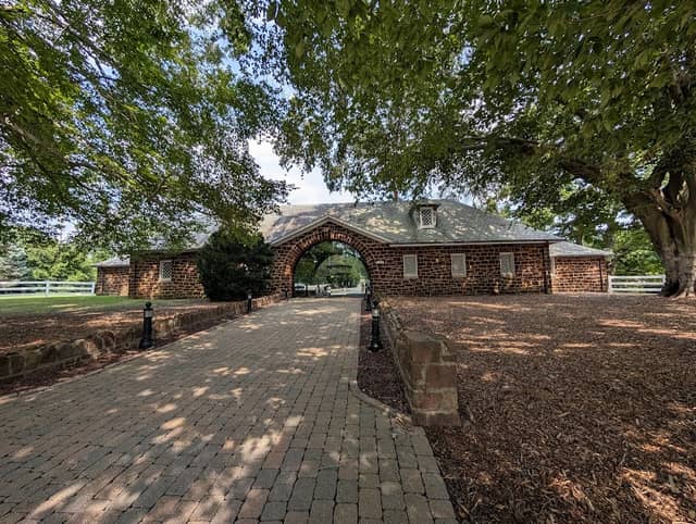 Belair Stable Museum - Image 2